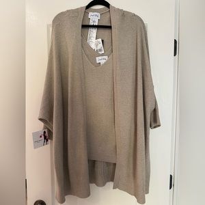 Stunning two piece light cardigan set by Ribkoff!